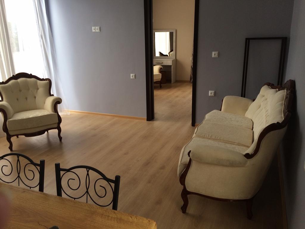 Готель Holiday House Green Cape Batumi Мцване-Концхі Екстер'єр фото