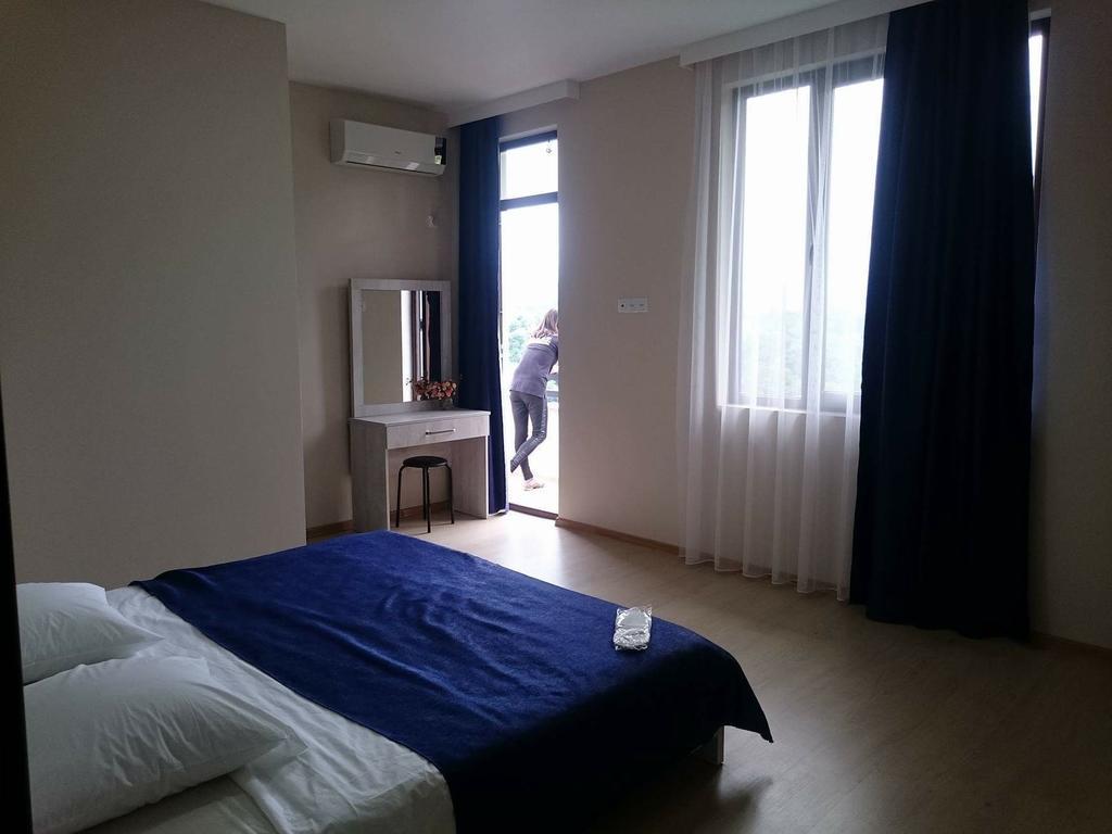 Готель Holiday House Green Cape Batumi Мцване-Концхі Екстер'єр фото