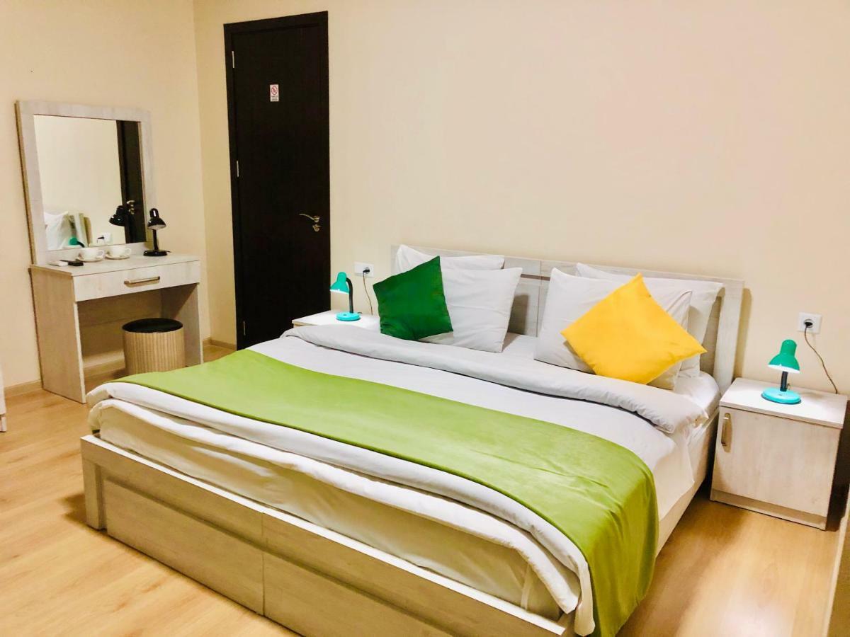 Готель Holiday House Green Cape Batumi Мцване-Концхі Екстер'єр фото