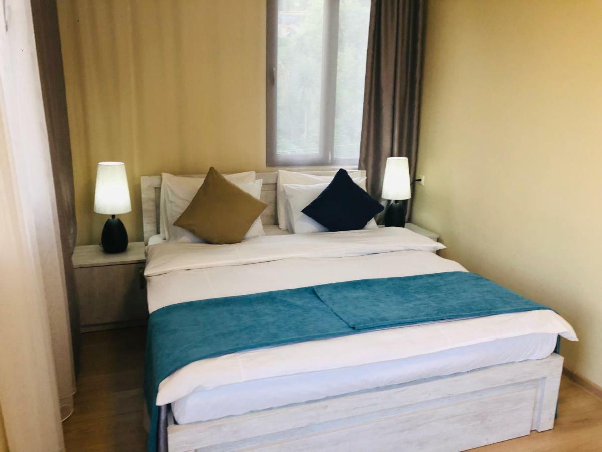 Готель Holiday House Green Cape Batumi Мцване-Концхі Екстер'єр фото